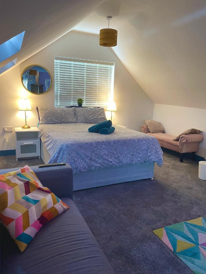 Vibrant & Modern Studio Apartment In 버밍엄 외부 사진